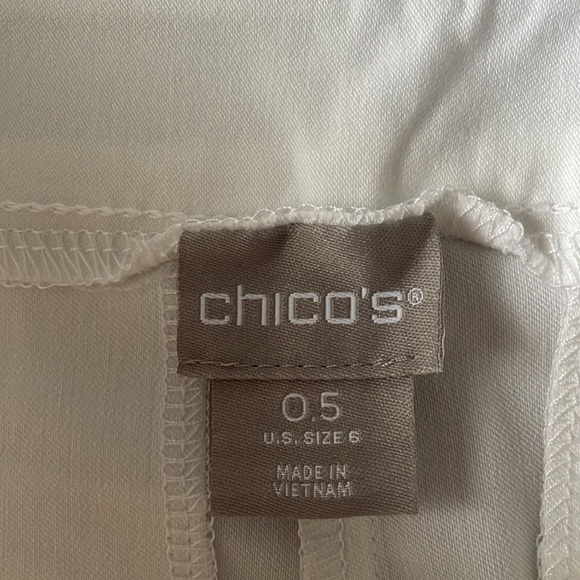 NWOT Chico’s capri pants - Picture 5 of 7